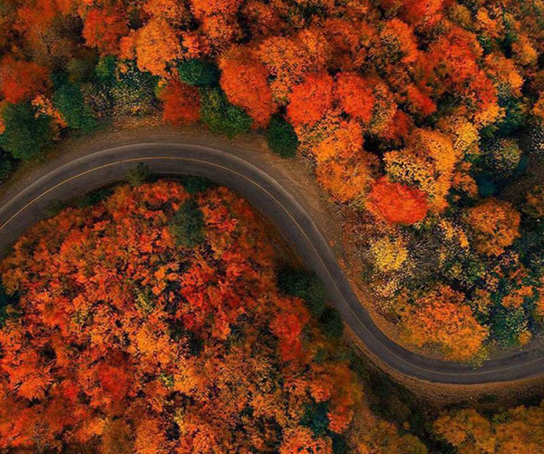 عکس هوایی طبیعت پاییزی در جاده اسالم به خلخال