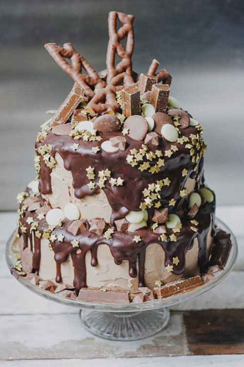مدل کیک تولد با تزیین شکلات