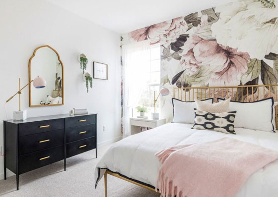 کاغذ دیواری گلدار برای اتاق خواب